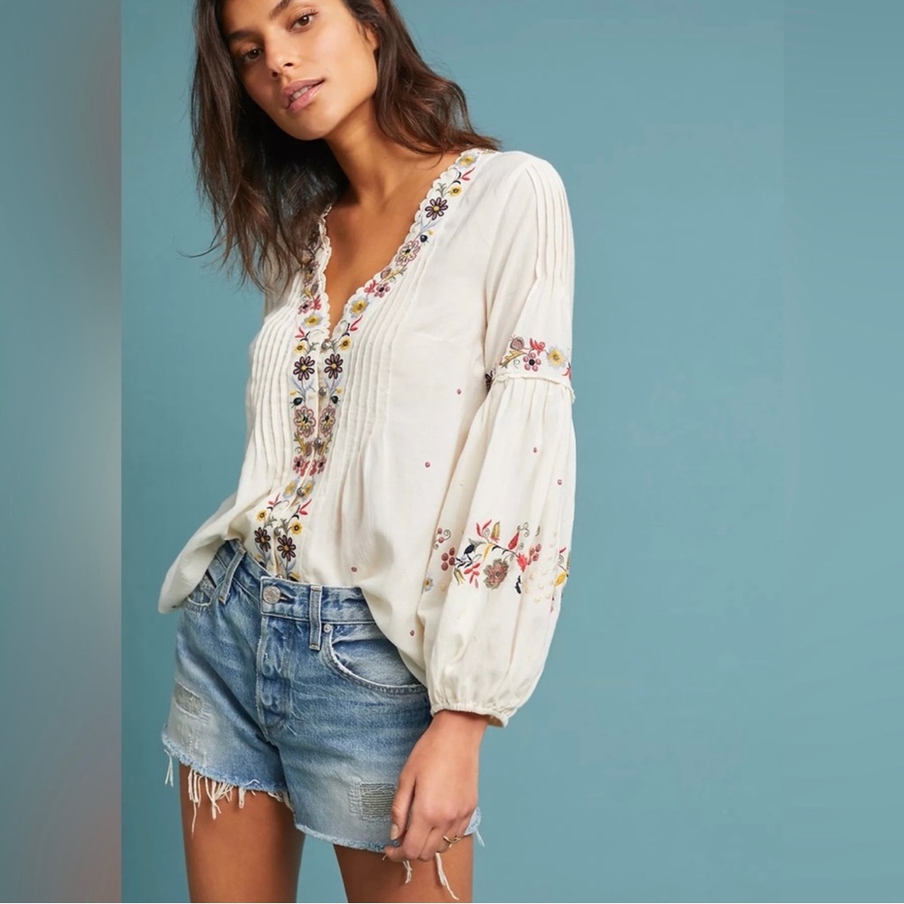 Anthropologie Carthage embroidered peasant top like new